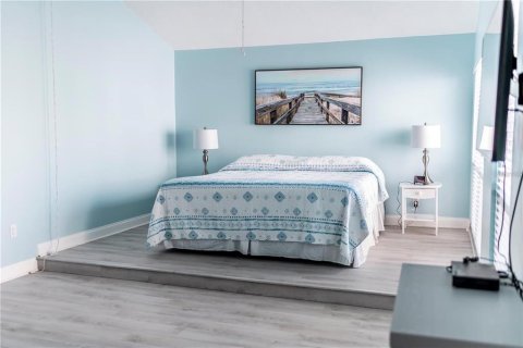 Condominio en venta en Madeira Beach, Florida, 1 dormitorio, 70.14 m2 № 1903671 - foto 28
