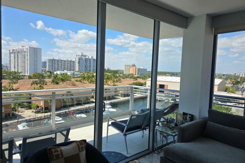 Copropriété à vendre à Aventura, Floride: 3 chambres, 190.45 m2 № 1965348 - photo 24