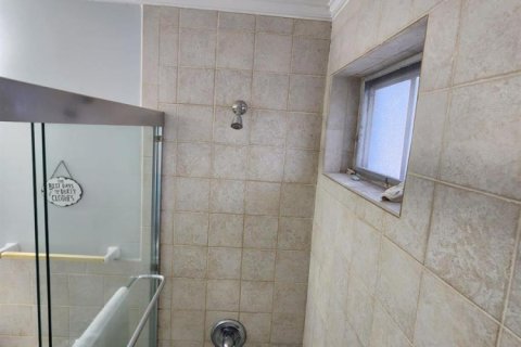 Condo in Fort Lauderdale, Florida, 2 bedrooms  № 2082121 - photo 12