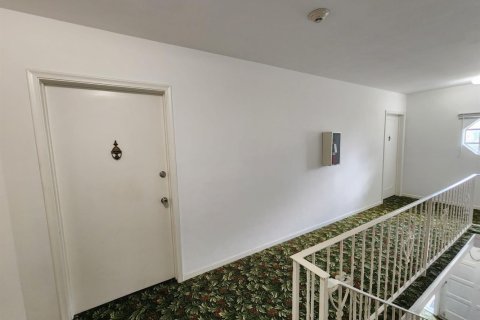 Condo in Fort Lauderdale, Florida, 2 bedrooms  № 2082121 - photo 2