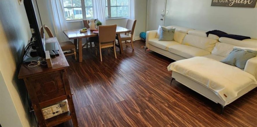 Condo in Fort Lauderdale, Florida, 2 bedrooms  № 2082121