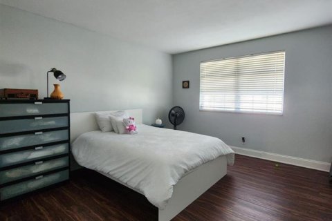 Condo in Fort Lauderdale, Florida, 2 bedrooms  № 2082121 - photo 20