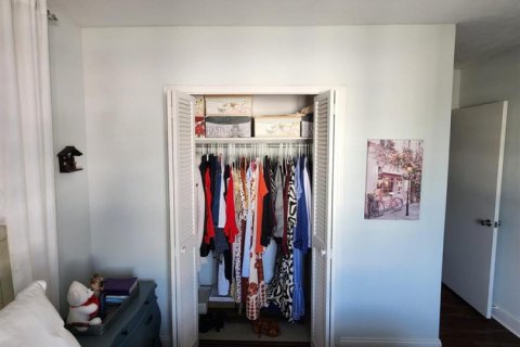 Condo in Fort Lauderdale, Florida, 2 bedrooms  № 2082121 - photo 17