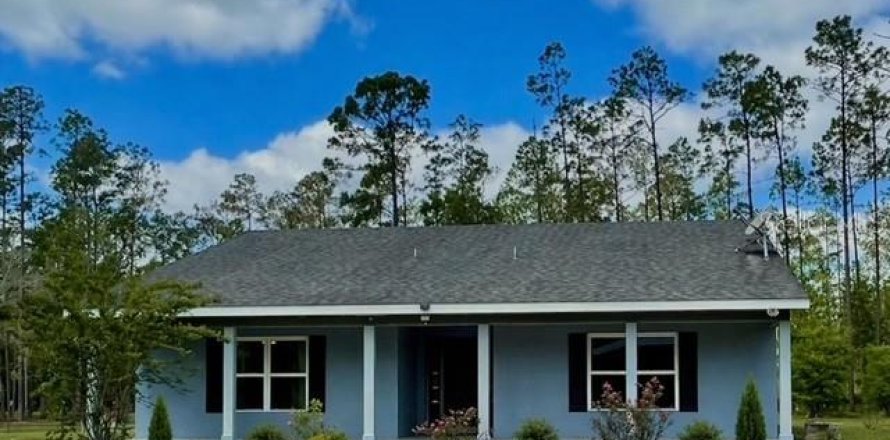 Villa ou maison à De Leon Springs, Floride 3 chambres, 154.96 m2 № 2142796