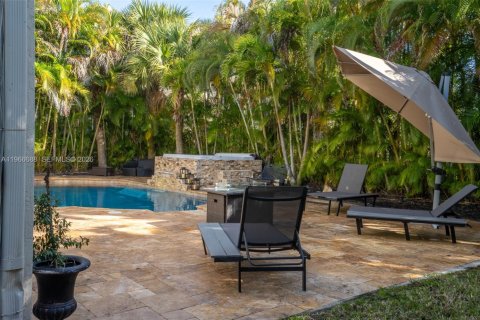 Casa en alquiler en Parkland, Florida, 5 dormitorios, 354.42 m2 № 2028640 - foto 4