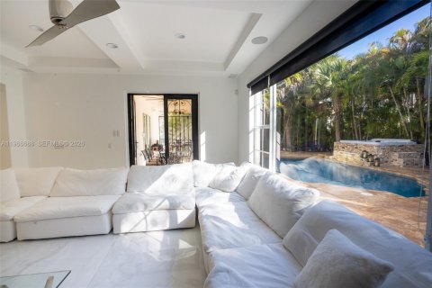 Casa en alquiler en Parkland, Florida, 5 dormitorios, 354.42 m2 № 2028640 - foto 11