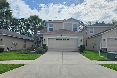 House in Tampa, Florida 4 bedrooms, 229.1 sq.m. № 2222143 - photo 2
