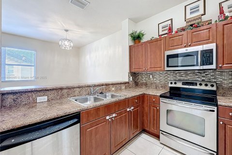 Снять в аренду кондоминиум в Хомстед, Флорида 3 спальни, 106.93м2, № 1947763 - фото 11