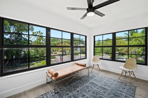 Casa en alquiler en Miami, Florida, 3 dormitorios, 111.48 m2 № 1882136 - foto 6