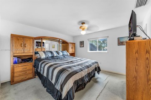 Villa ou maison à vendre à Miami, Floride: 3 chambres, 122.26 m2 № 2024874 - photo 14