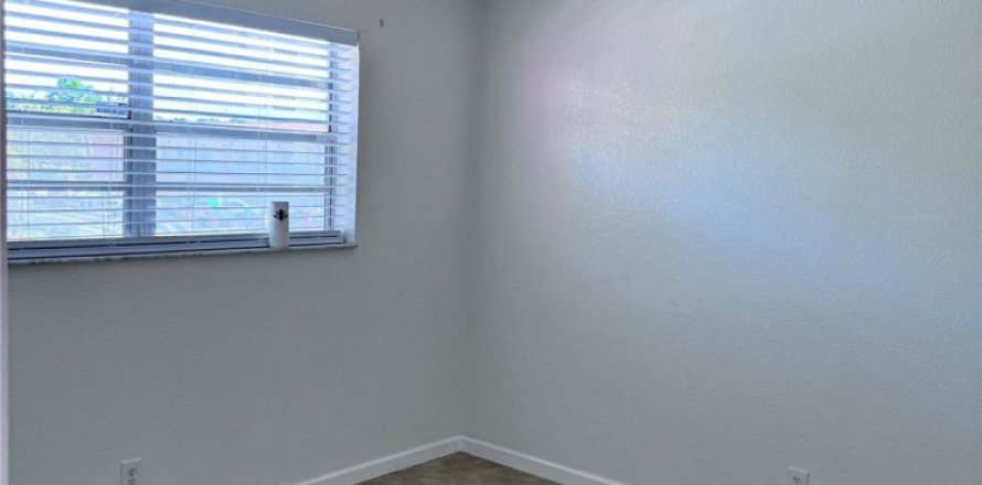 Condo in Margate, Florida, 2 bedrooms  № 1223533