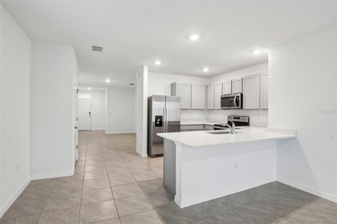 Villa ou maison à vendre à Wesley Chapel, Floride: 3 chambres, 140.84 m2 № 2404833 - photo 8