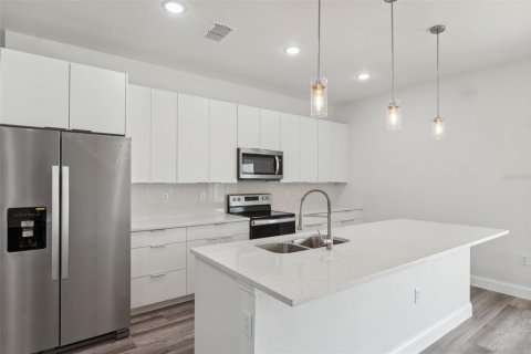 Casa en venta en Ocala, Florida, 4 dormitorios, 139.63 m2 № 1755246 - foto 17