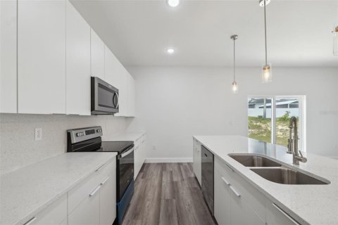 Casa en venta en Ocala, Florida, 4 dormitorios, 139.63 m2 № 1755246 - foto 16