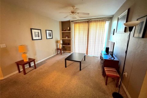 Condo in Kissimmee, Florida, 4 bedrooms  № 1657370 - photo 7