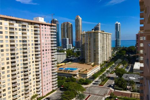 Condominio en venta en Sunny Isles Beach, Florida, 55.28 m2 № 2028273 - foto 6