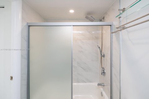 Condominio en venta en Sunny Isles Beach, Florida, 55.28 m2 № 2028273 - foto 22