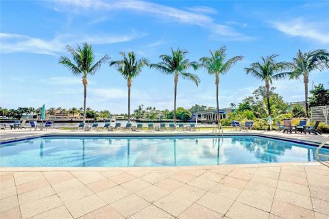 Copropriété à vendre à Boynton Beach, Floride: 2 chambres, 93.74 m2 № 2416147 - photo 12
