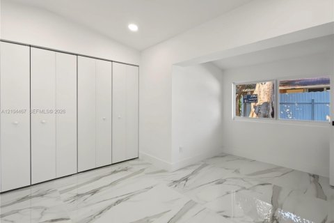 Villa ou maison à vendre à Miramar, Floride: 4 chambres, 192.77 m2 № 2414236 - photo 27