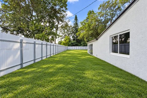 Villa ou maison à vendre à Miramar, Floride: 4 chambres, 192.77 m2 № 2414236 - photo 5