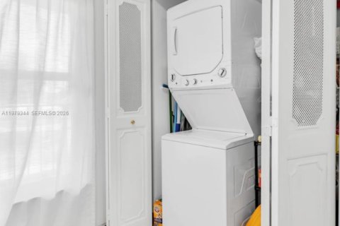 Copropriété à vendre à Deerfield Beach, Floride: 2 chambres, 99.41 m2 № 2046036 - photo 24