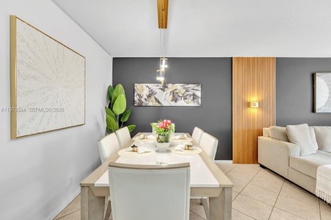 Copropriété à vendre à Deerfield Beach, Floride: 2 chambres, 99.41 m2 № 2046036 - photo 7