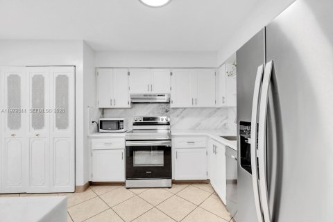 Copropriété à vendre à Deerfield Beach, Floride: 2 chambres, 99.41 m2 № 2046036 - photo 9