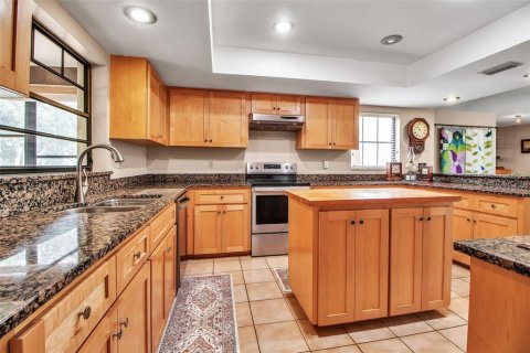 House in Sarasota, Florida 3 bedrooms, 280.75 sq.m. № 1876756 - photo 20