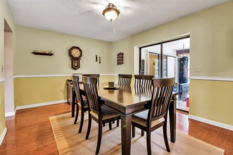 House in Sarasota, Florida 3 bedrooms, 280.75 sq.m. № 1876756 - photo 24