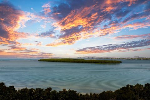 Condominio en venta en Saint Petersburg, Florida, 2 dormitorios, 134.71 m2 № 1662836 - foto 4