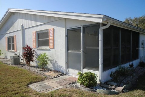 Copropriété à louer à Sun City Center, Floride: 1 chambre, 74.32 m2 № 2098721 - photo 2
