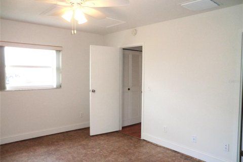 Copropriété à louer à Sun City Center, Floride: 1 chambre, 74.32 m2 № 2098721 - photo 9