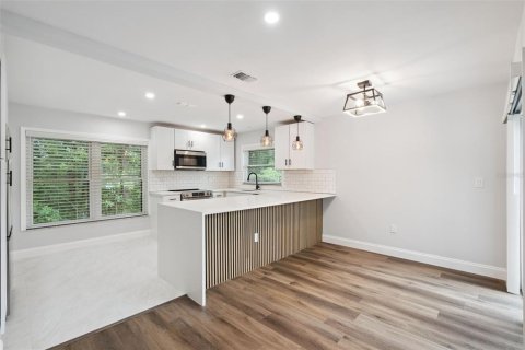 Touwnhouse à louer à Kissimmee, Floride: 2 chambres, 96.43 m2 № 2289730 - photo 7