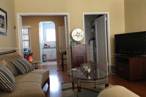 Купить кондоминиум в Майами-Бич, Флорида 1 комната, 40.88м2, № 1967858 - фото 6