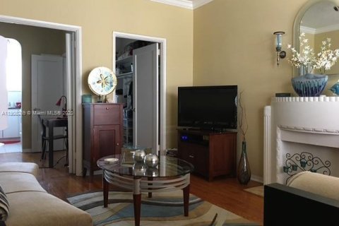 Купить кондоминиум в Майами-Бич, Флорида 1 комната, 40.88м2, № 1967858 - фото 4