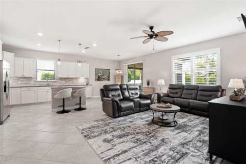 Villa ou maison à vendre à North Port, Floride: 3 chambres, 153.66 m2 № 2099233 - photo 6