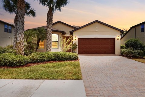 House in North Port, Florida 3 bedrooms, 153.66 sq.m. № 2099233