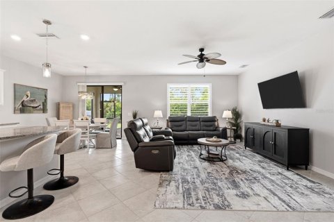 Villa ou maison à vendre à North Port, Floride: 3 chambres, 153.66 m2 № 2099233 - photo 5