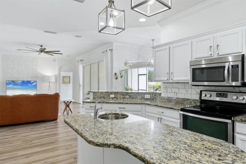 Villa ou maison à vendre à Parrish, Floride: 3 chambres, 213.4 m2 № 2402846 - photo 17