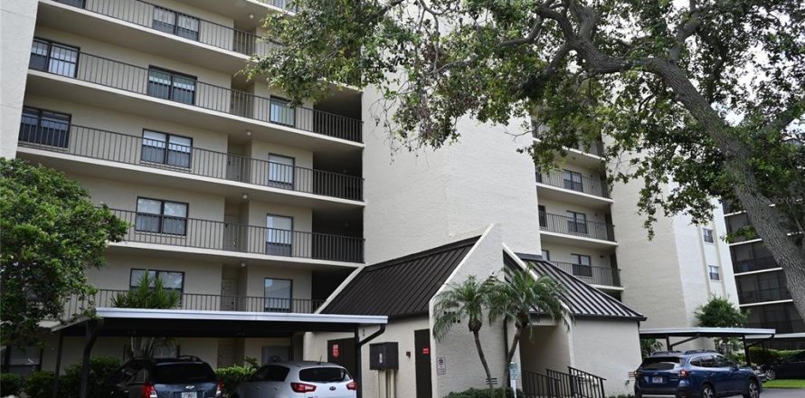 Condominio en Clearwater, Florida, 1 dormitorio № 1824008