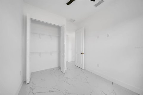 Villa ou maison à vendre à Lehigh Acres, Floride: 3 chambres, 98.2 m2 № 2202148 - photo 22