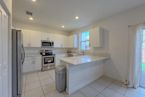 Adosado en venta en Coral Springs, Florida, 3 dormitorios, 114.83 m2 № 1918329 - foto 10