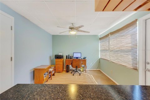 Condo in Pinellas Park, Florida, 1 bedroom  № 1735414 - photo 5