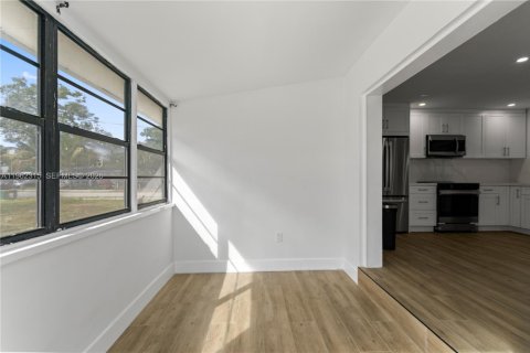 Casa en alquiler en Hollywood, Florida, 3 dormitorios, 123.37 m2 № 2023696 - foto 27