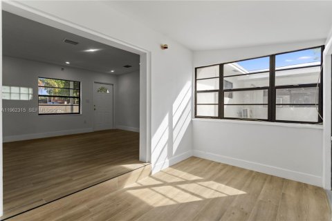 Casa en alquiler en Hollywood, Florida, 3 dormitorios, 123.37 m2 № 2023696 - foto 25