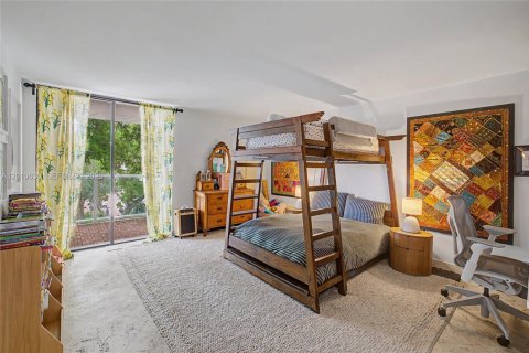 Villa ou maison à louer à Miami, Floride: 2 chambres, 167.69 m2 № 2073710 - photo 13