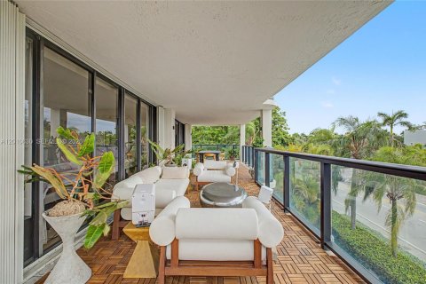 Villa ou maison à Miami, Floride 2 chambres, 167.69 m2 № 2073710