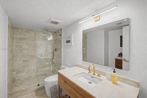 Villa ou maison à louer à Miami, Floride: 2 chambres, 167.69 m2 № 2073710 - photo 14