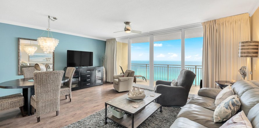 Condo in Panama City Beach, Florida, 1 bedroom № 562191