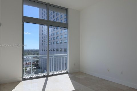 Condo in Miami, Florida, 1 bedroom  № 2028849 - photo 10